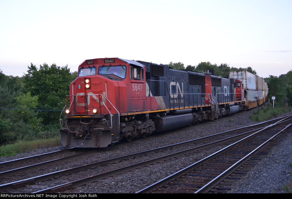 CN 5647 & CN 5671